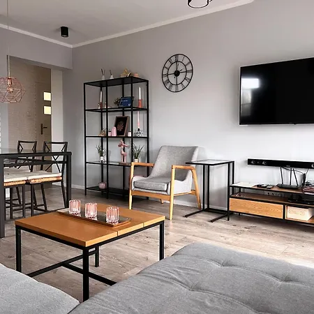 White View Rose Apartment